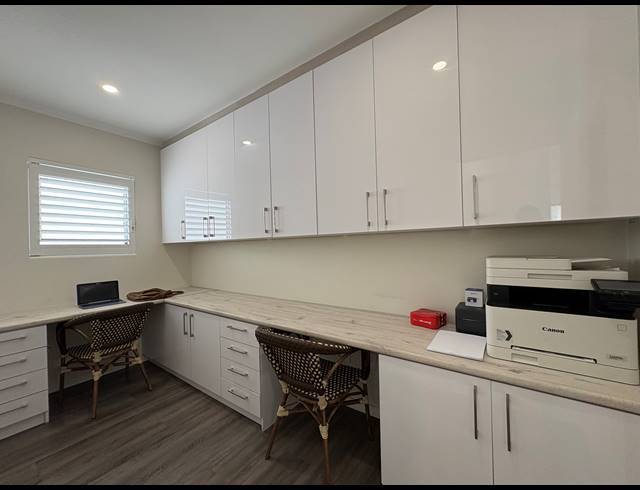 3 BEDROOM HOUSE FOR SALE IN SANDOWN